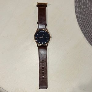 Brown Leather band, black/gold face MVMT men’s watch!